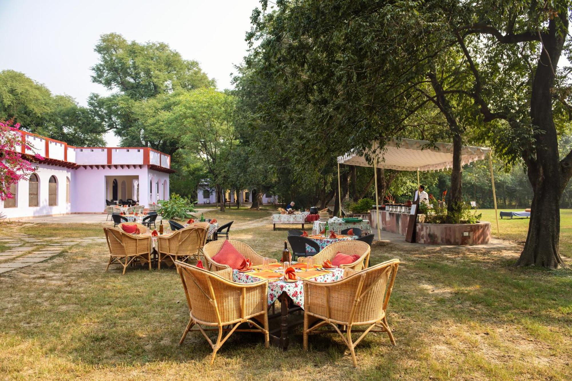 Mela Kothi - The Chambal Safari Lodge Bah Bagian luar foto