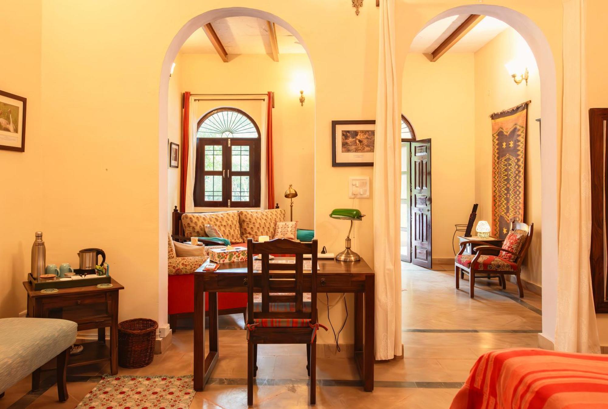 Mela Kothi - The Chambal Safari Lodge Bah Bagian luar foto