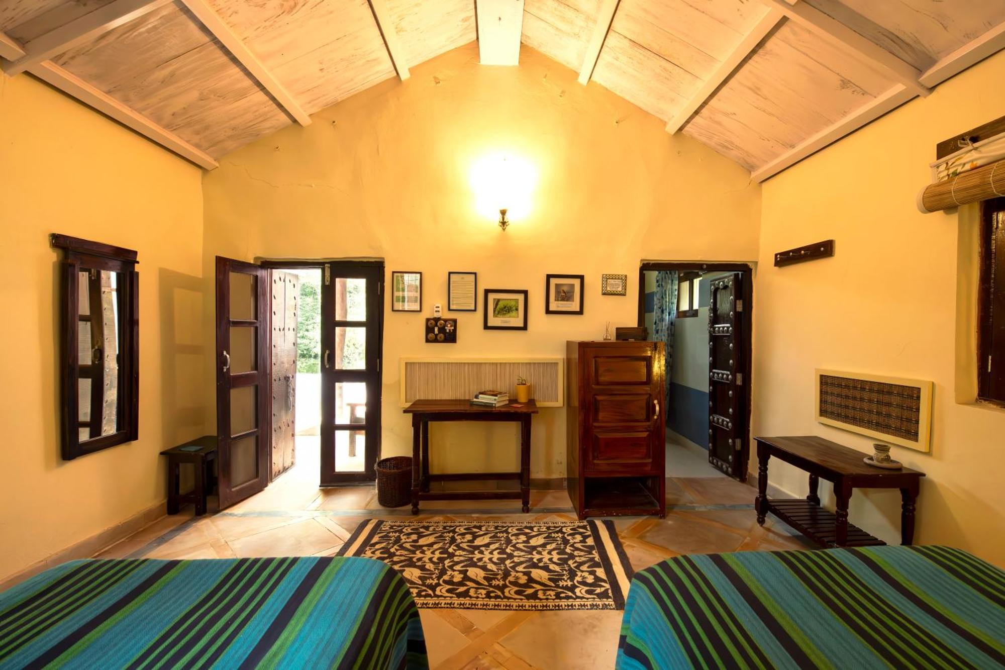 Mela Kothi - The Chambal Safari Lodge Bah Bagian luar foto