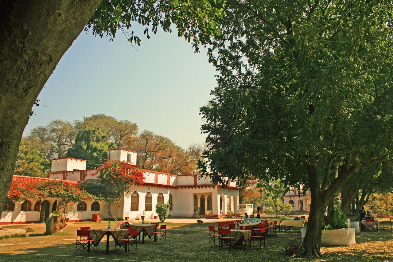 Mela Kothi - The Chambal Safari Lodge Bah Bagian luar foto