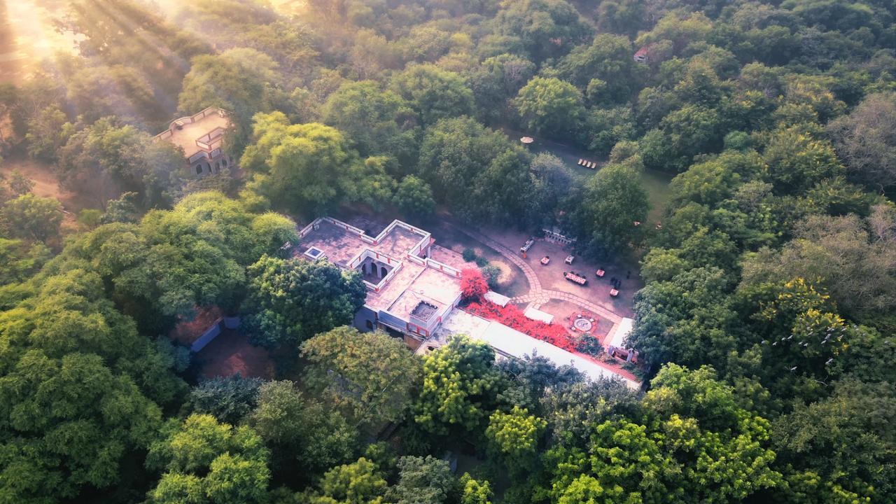 Mela Kothi - The Chambal Safari Lodge Bah Bagian luar foto